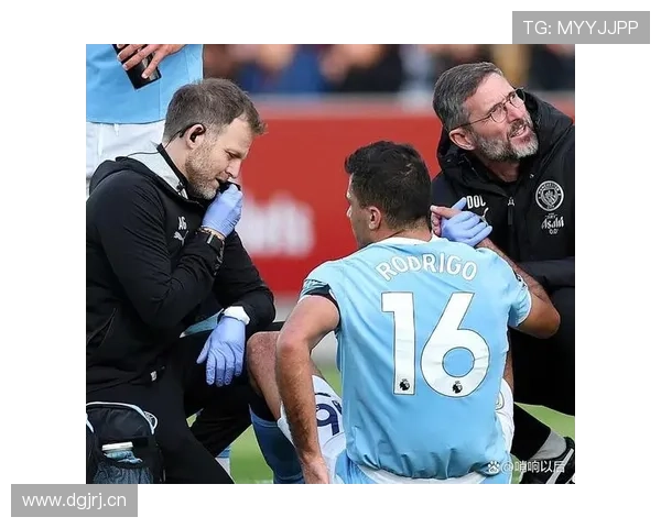 詹俊谈罗德里:曼城需要在冬窗引入新中场,他们有这样的实力 詹俊谈罗德里:曼城需要在冬窗引入新中场,他们有这样的实力